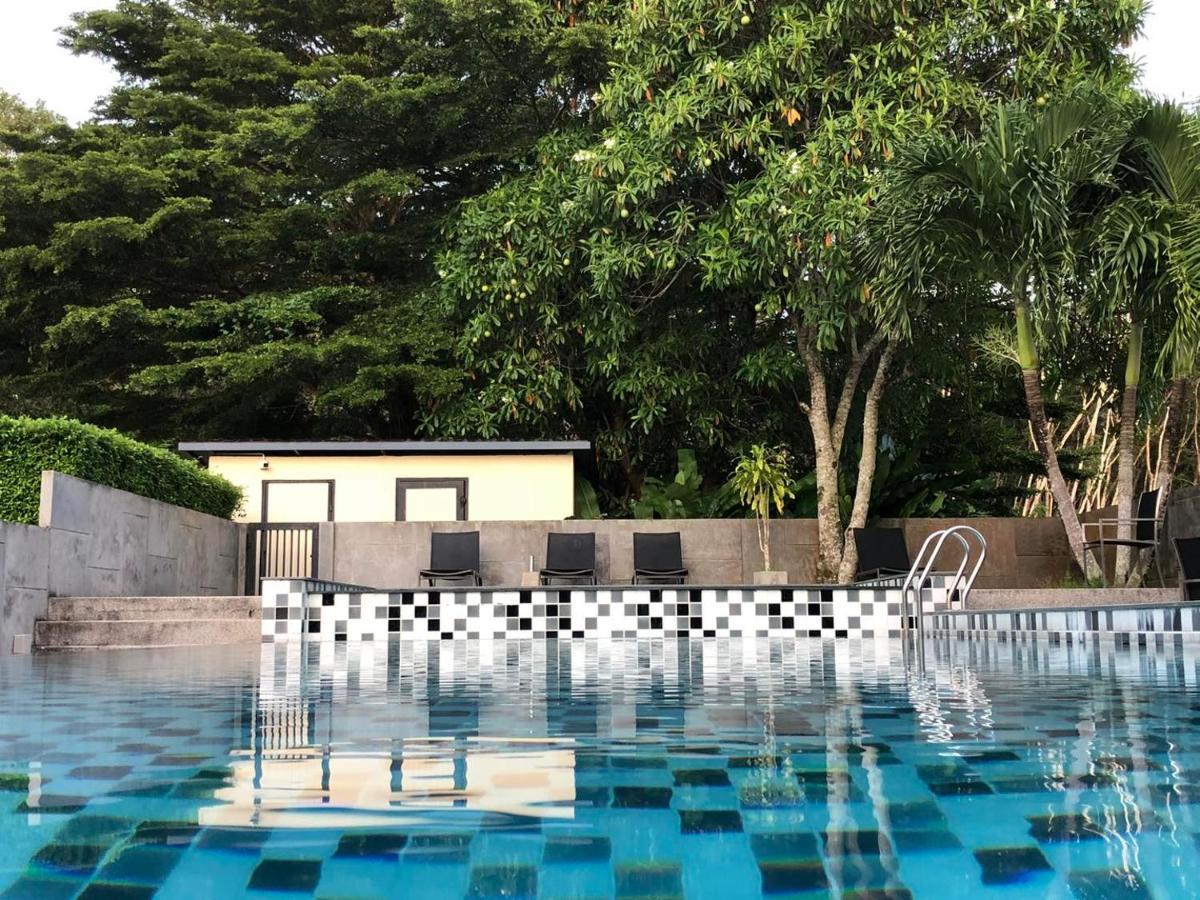 The Rubber Hotel Phuket Thalang Dış mekan fotoğraf